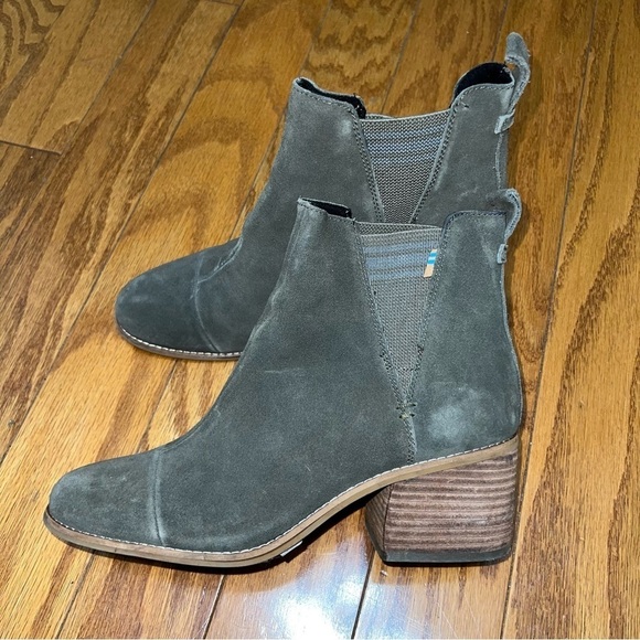 Toms Esme Tarmac Olive Green Suede Chelsea Heeled Boots Size 10 - Picture 3 of 12